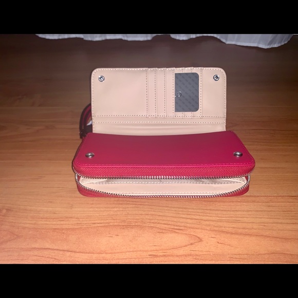 GUESS Zip Around Wallet In Color Punch - Picture 5 of 8